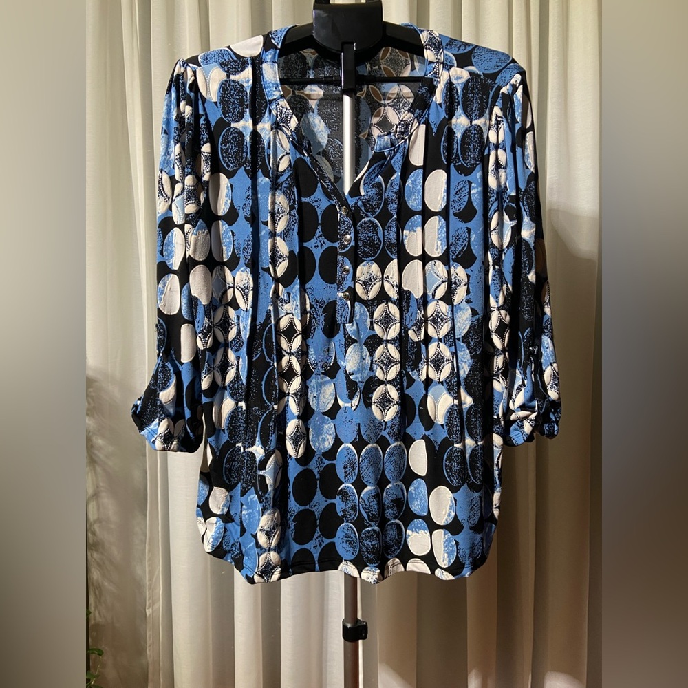 Carolyn Taylor Blue & Black Geo Patterned Blouse Pleated Flowy Long Sleeve Sz XL